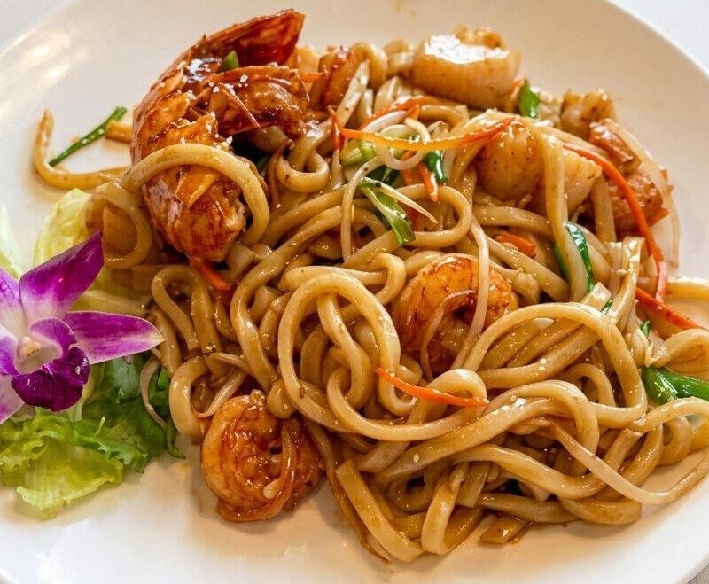 Mix Seafood Yaki Udon