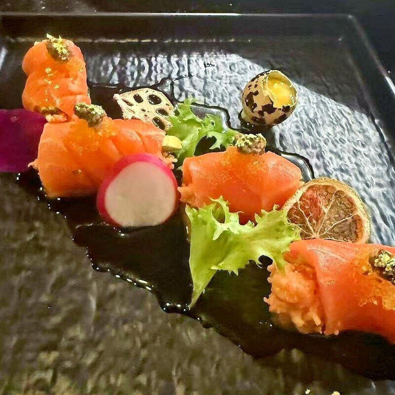 *Truffle Salmon (4 pcs)